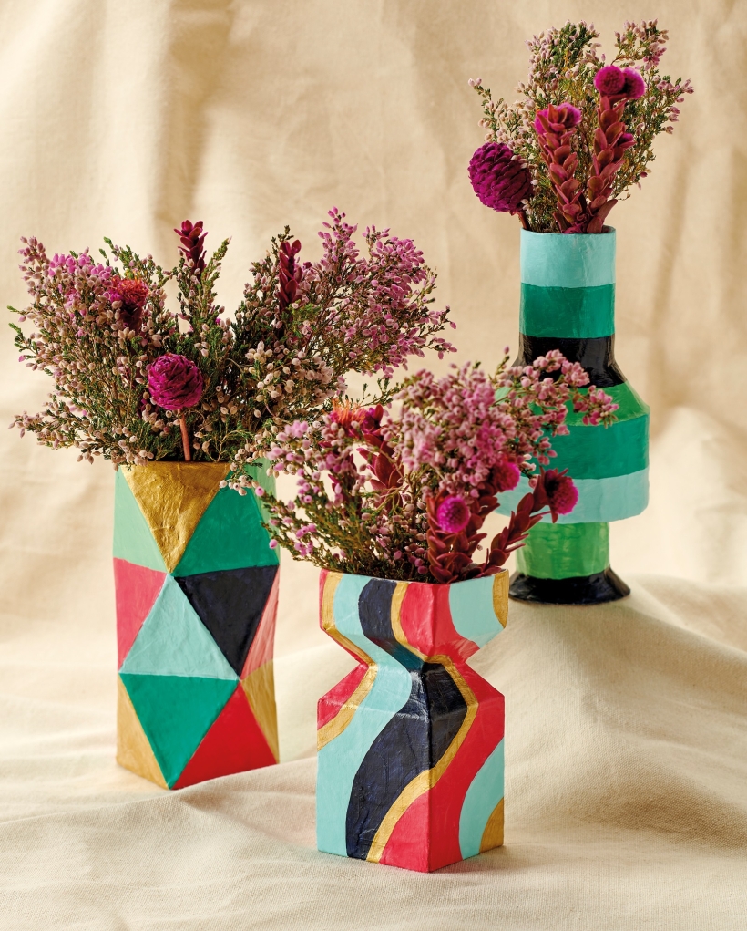 DIY Papier-Mâché Vases