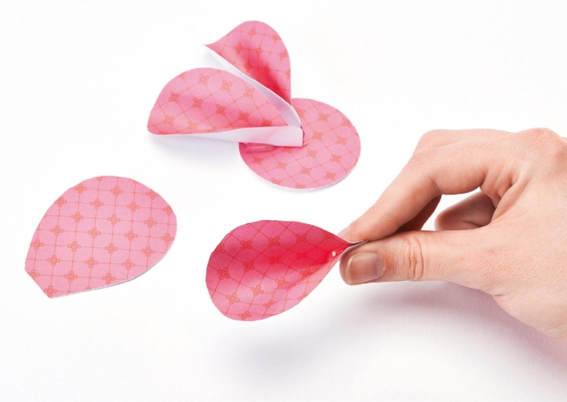 Easy paper petals